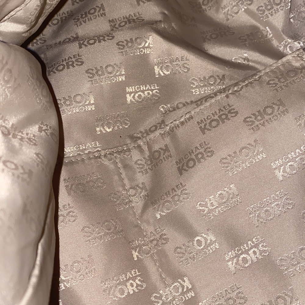 Very roomy Michael Kors hobo bag - Picture 8 of 8